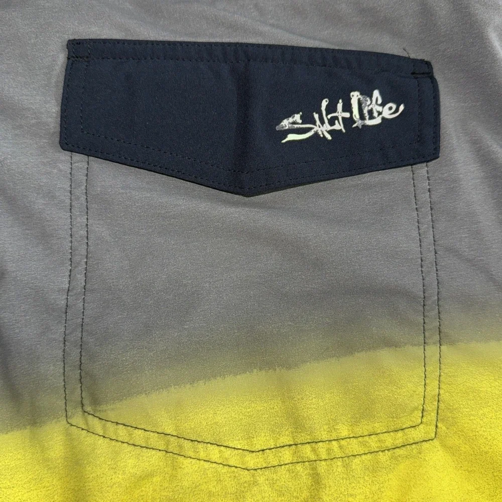 Salt Life SLX-QD Vapor Stretch Board Shorts Mens 38 Ombre Grey Yellow Blue Swim